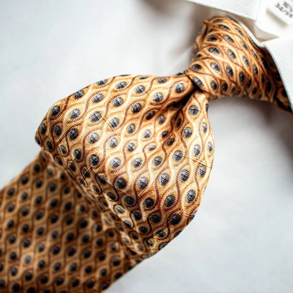 Corbata ERMENEGILDO ZEGNA Amarillo Gris Geométrica Tejida Seda 58.5"L x 3.75"W Foto 4 de 4