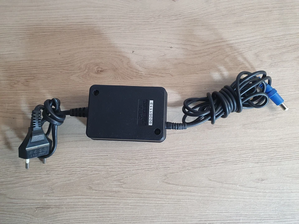 cable alimentation Chargeur officiel d'origine super nintendo SNES et NES - Photo 3/4