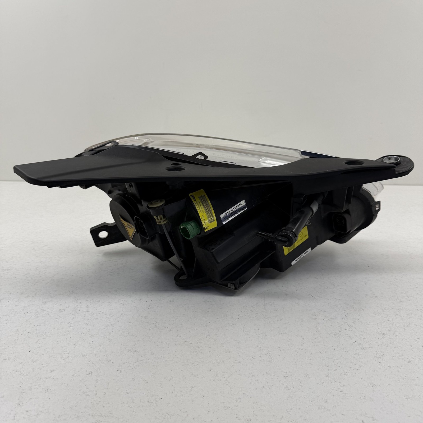 Maserati Quattroporte 2014-2017 Front Left Headlight P/N 670006569