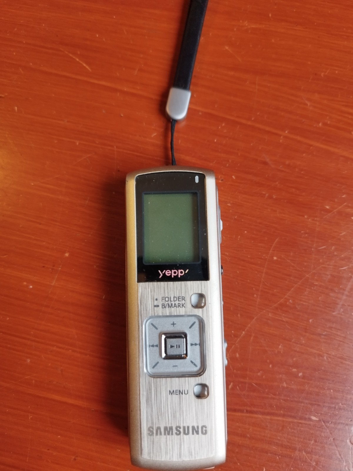 Samsung Yepp YV-120 mp3 recorder