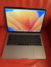 Apple MacBook Pro (2017) | 15,4" | i7-7700HQ | 16 GB RAM | 256 GB SSD