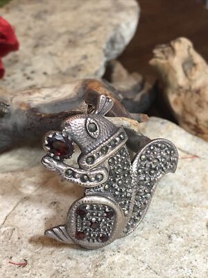 Vintage Sterling 925 SQUIRREL With Nut Red Garnet Stone Marcasite 