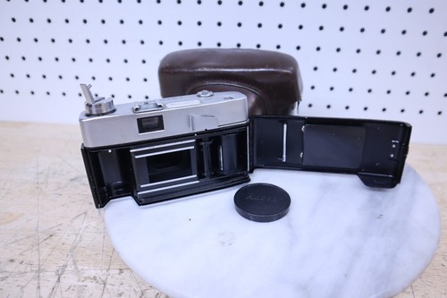 Nice Used Vintage Ansco 35mm Film SLR Anscoset Camera w/ Leather Case & Lens Cap - Picture 2 of 10