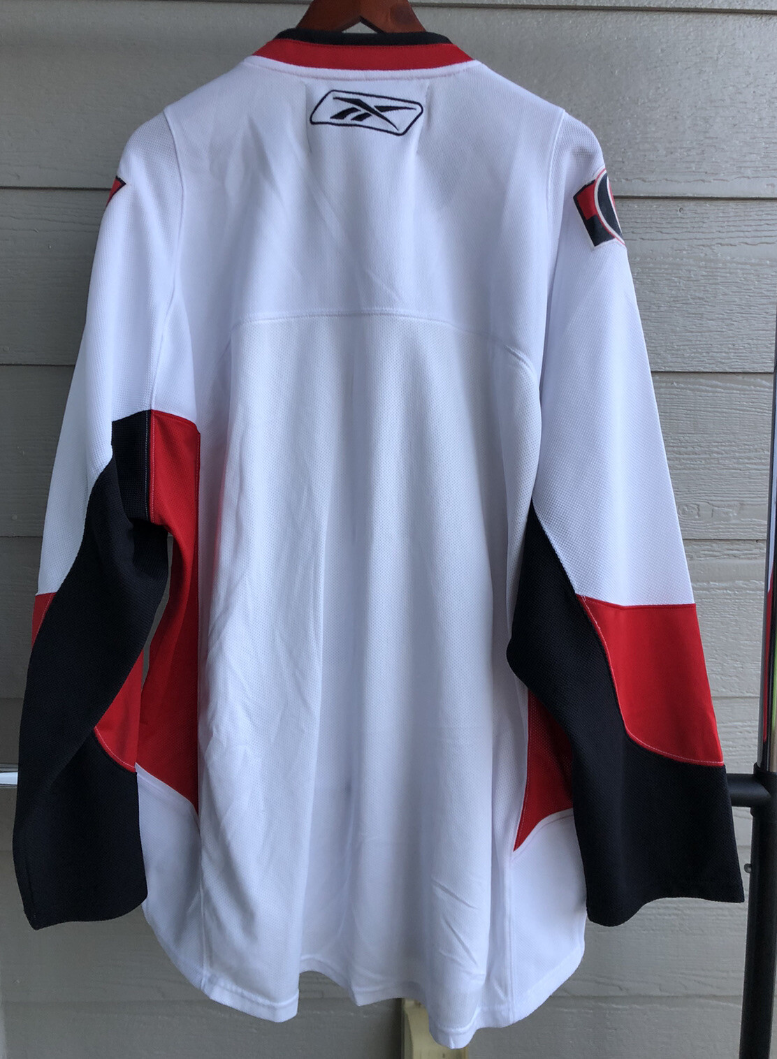 Reebok NHL XXL Ottawa Senators white premier hockey shirt practice