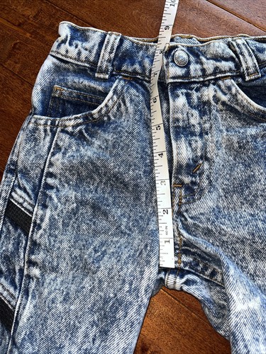 Vintage Levi’s Kids 8 Slim 1980’s 1990’s Acid Wash USA Made - Picture 3 of 10