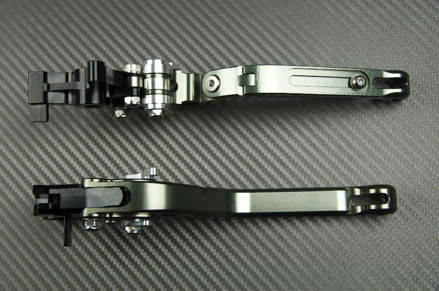 Levier ajustable et repliable Titane à garde variable pour Scrambler 796