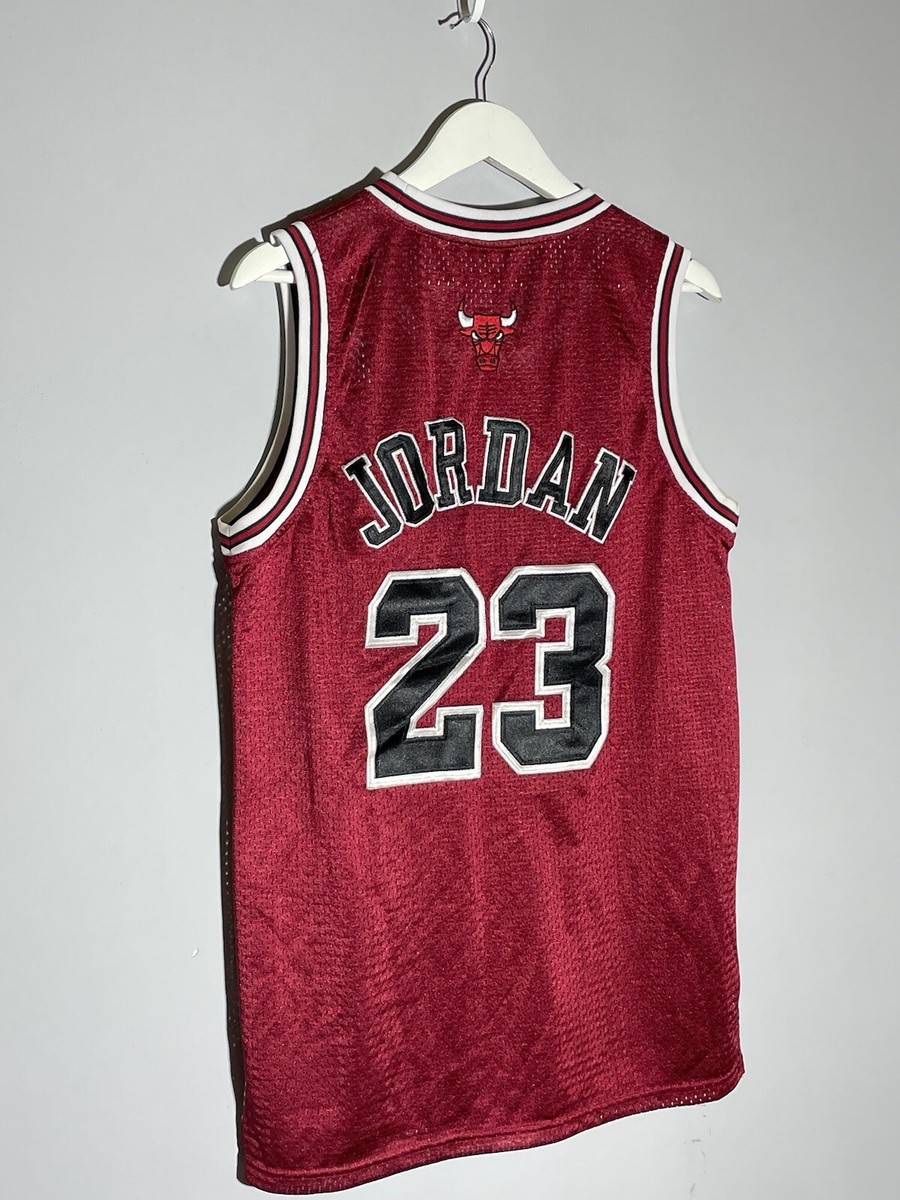 バスケットボール NIKE - Nike JERSEY Michael Jordan CHICAGO BULLS Michael Jordan Chicago Bulls Nike Association Edition