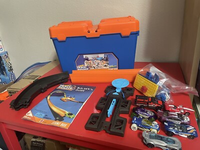 Hot Wheels Track Builder System 2017 Stunt Box Set Tracks Car & Instructions Lot