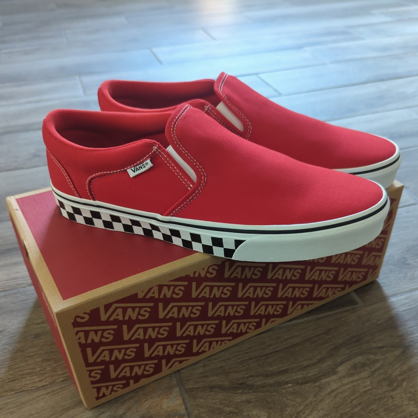VANS Red Asher Slip-On Skater Shoe Checkered Sidewall Mens Size 11.5 New-image