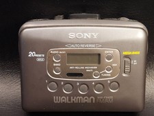 Sony Walkman WM-FX423 FM/AM Radio Cassette Player READ - For Parts/Repair
