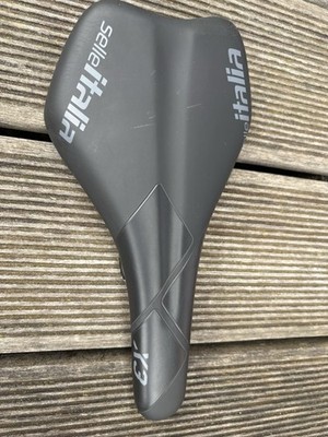 Selle Italia X3 Sattel fast neu