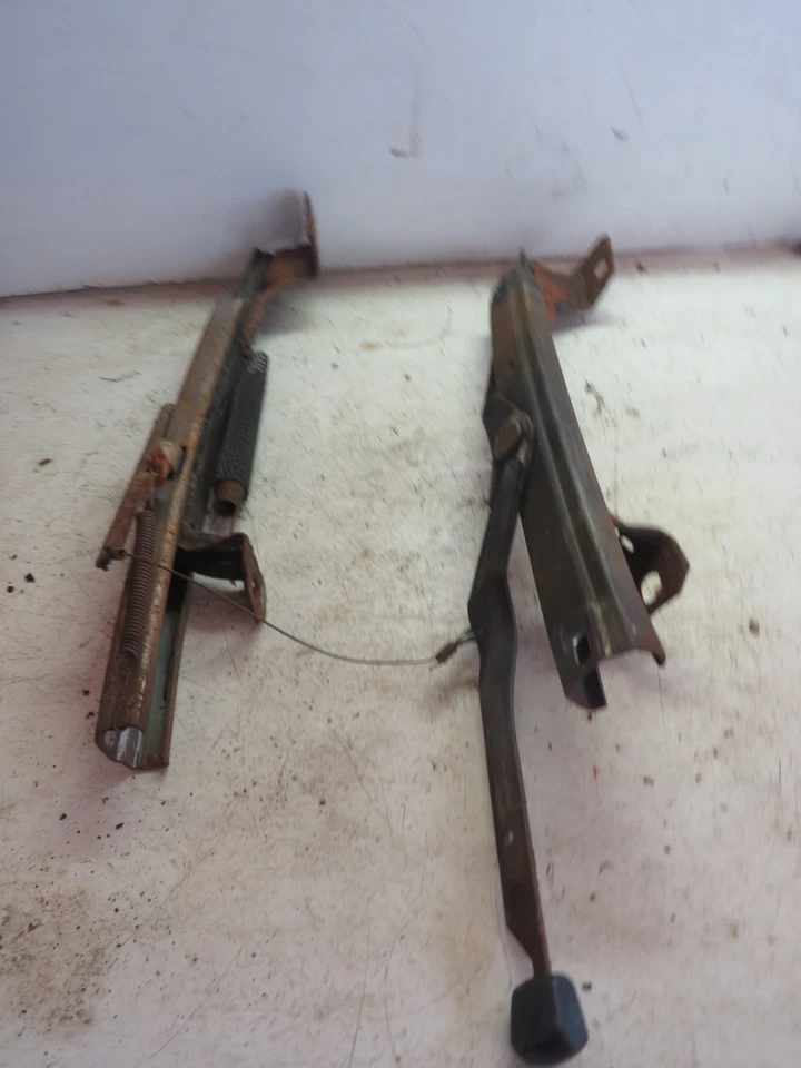 88 PONTIAC FORMULA TRANS AM FIREBIRD ASIENTO TRACTOS PASAJERO DELANTERO R Foto 2 de 4