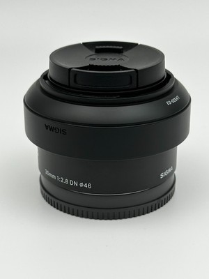 Sigma 30mm f/2.8 DN Art Standard Lens For Sony E Mount w/ Caps, Hood - Excellent