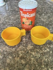 Vintage Toy Tropicana Juice Container With 2 Cups