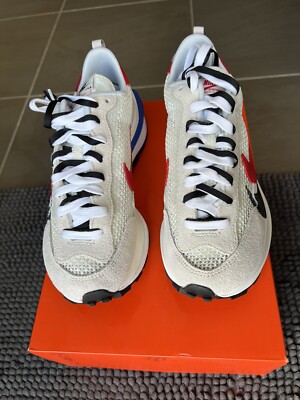 Nike X Sacai Vaporwaffle, sail/sport Fuchsia-light bone Nike X Sacai Vaporwaffle, sail/sport Fuchsia-light bone