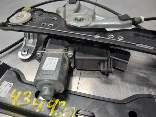 13350757 Elevalunas Delantero Izquierdo para OPEL ASTRA J BERLINA 5P 2014 434930 - Imagen 2 de 9
