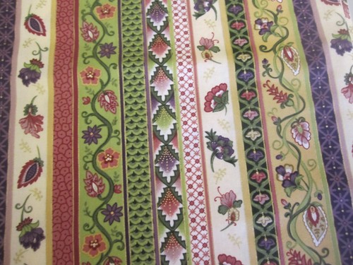 Cotton Fabric Makower UK Jacobean Stripe #3233 Floral Stripe Fabric BTYx44 - Picture 5 of 7
