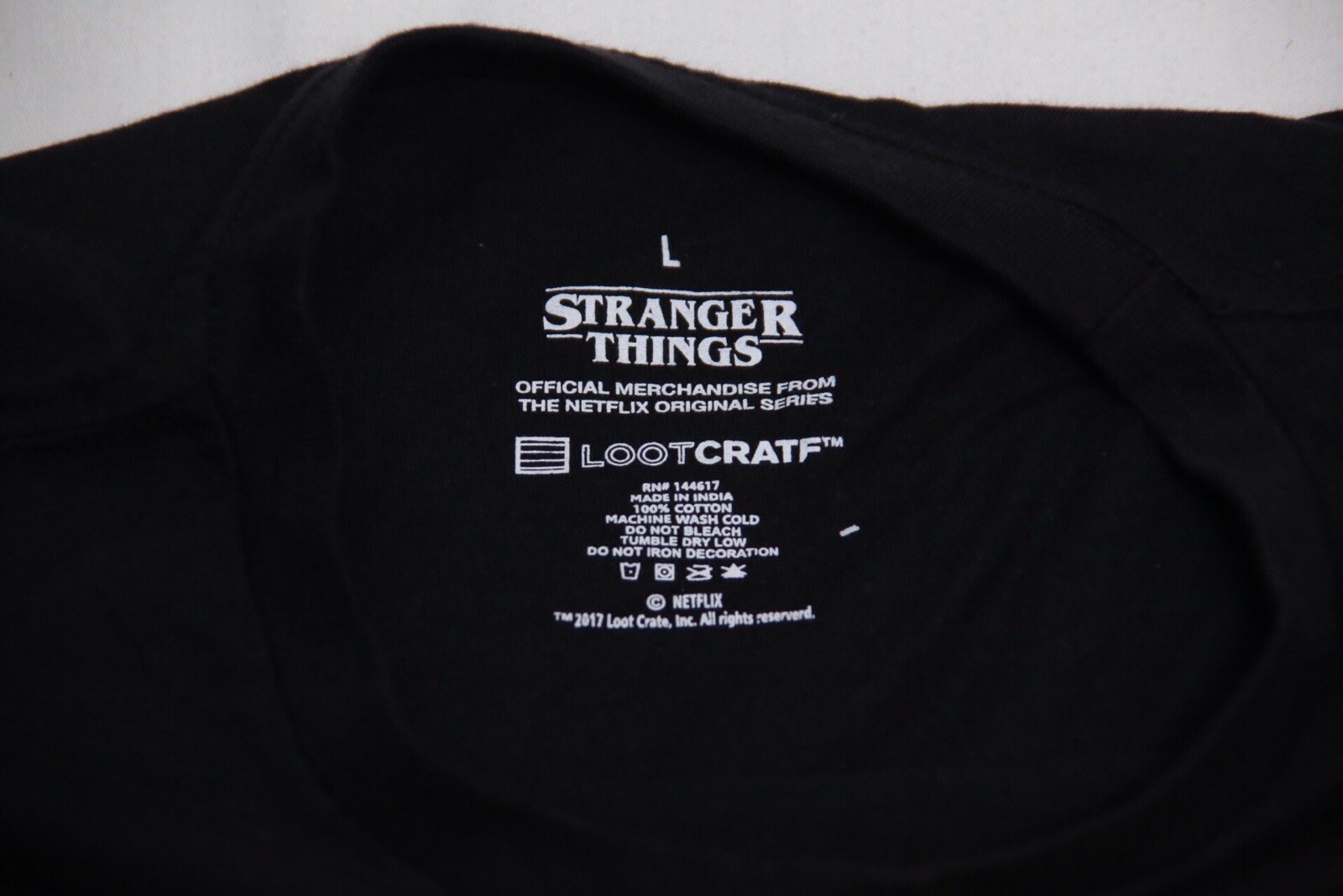 New Über Cool Stranger Things T-Shirt By Lookcrate Size L RRP £22 image 6