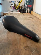Vintage Selle San Marco Integra MSA Cycling Saddle 148mm Integrated Rails