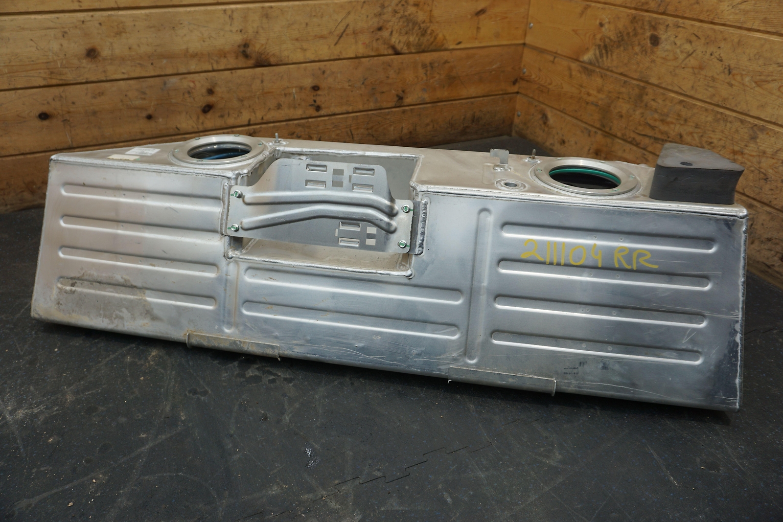 Fuel Tank Cell OEM 11K0220CP McLaren 650s Spider 2016