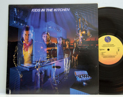 Kids in the kitchen        Kids in the kitchen         NM # T