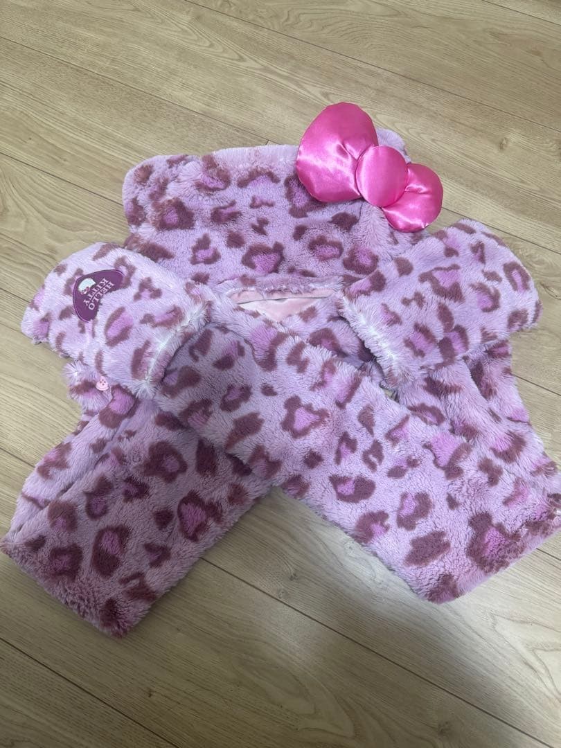 Hello Kitty Muffler Hat - Universal Studios Japan… - image 1