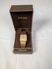 Pulsar Watch Mens Gold Tone Quartz Rectangular Dress Expansion Band Box Classic