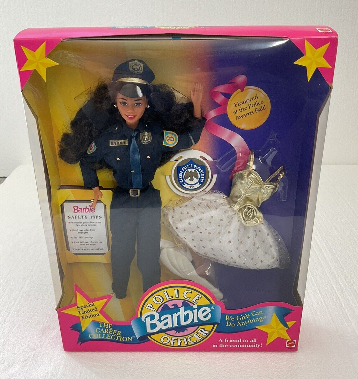 1993 Mattel Police Officer Barbie #10689 Career Collection NRFB NIB