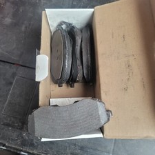 Front Disc Brake Pad Set Metallic Brake Pads MD653 Car World Brake Products