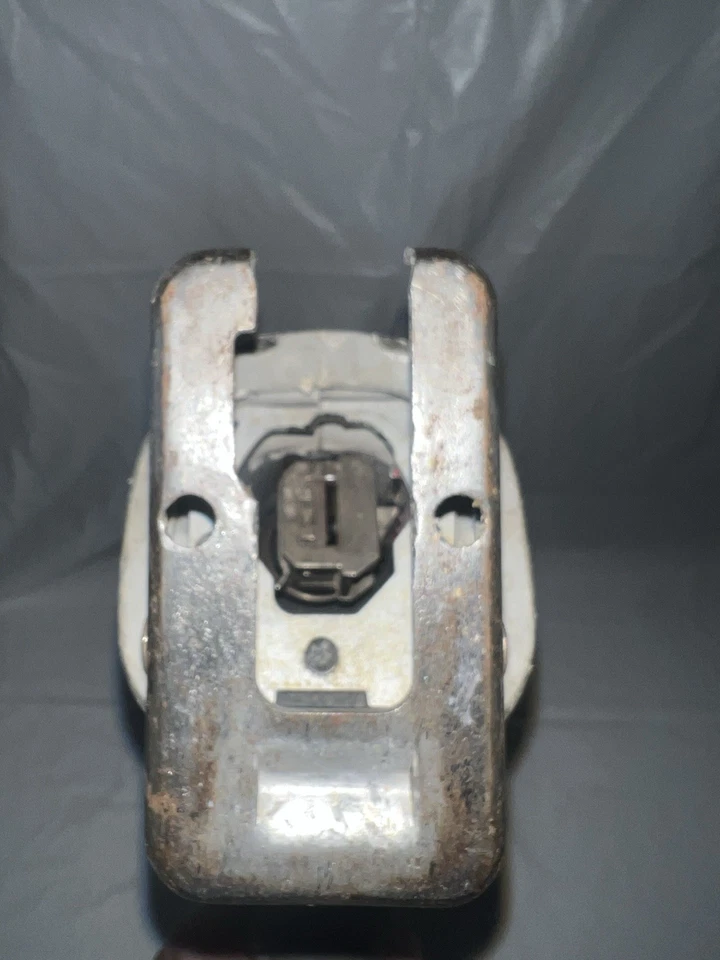 Porter Cable PCC671 20V MAX Cordless Reciprocating Saw | Parts or Repair Only - Image 4 of 4