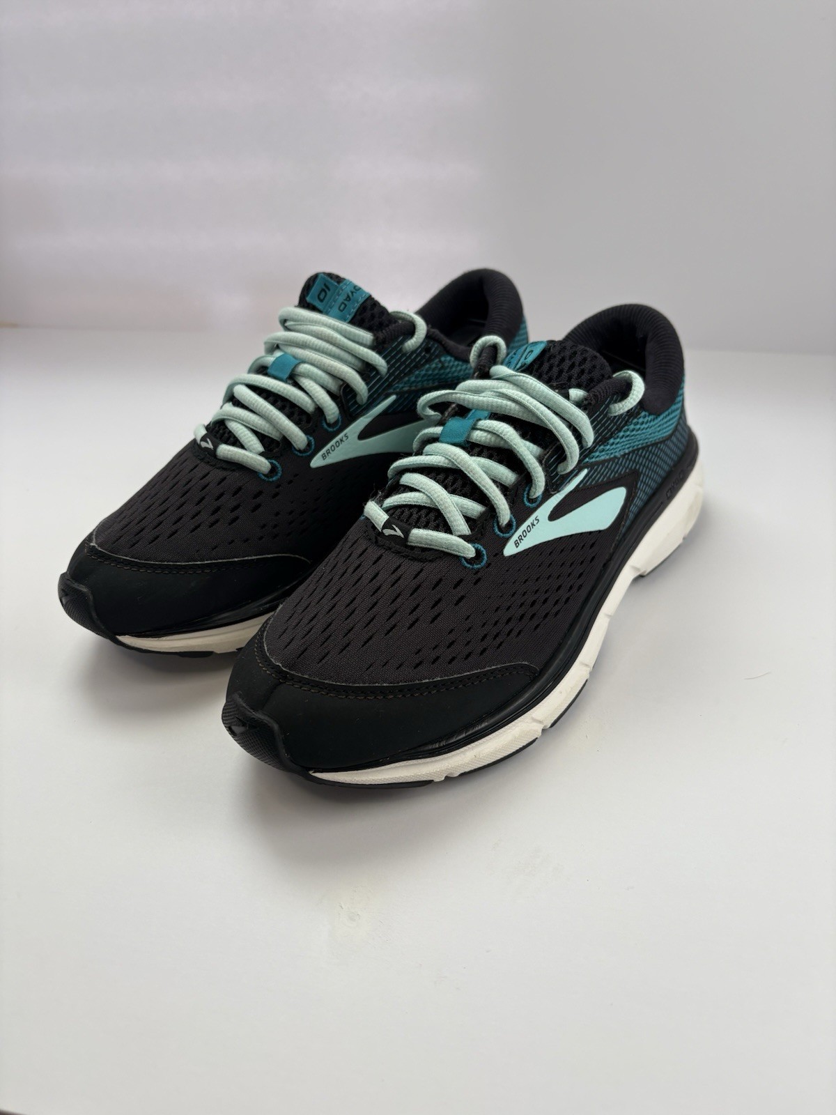 Brooks women&rsquo;s Dyad 10  Size 7