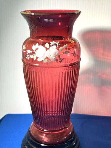 FENTON ART GLASS CRANBERRY RUBY RED RIBBED HAND PAINTED SIGNED 10" VASE mint!