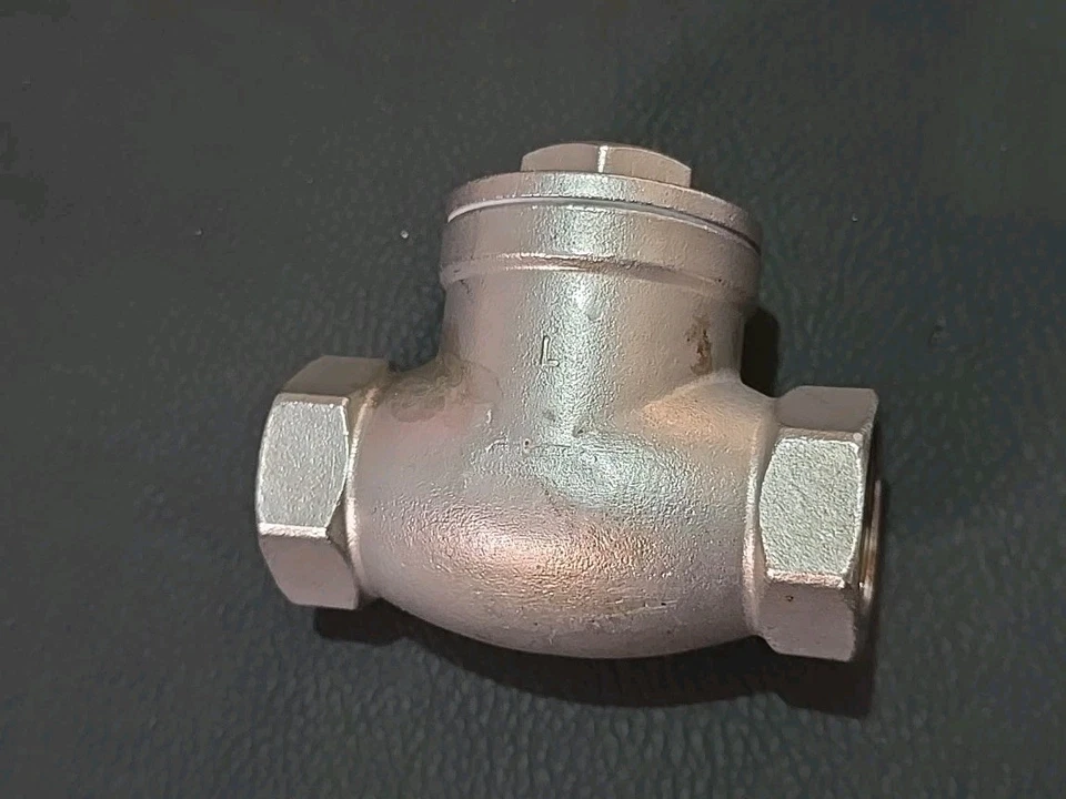 CF8 200 Swing Check Valve 3/4" Npt , New - Image 4 of 4