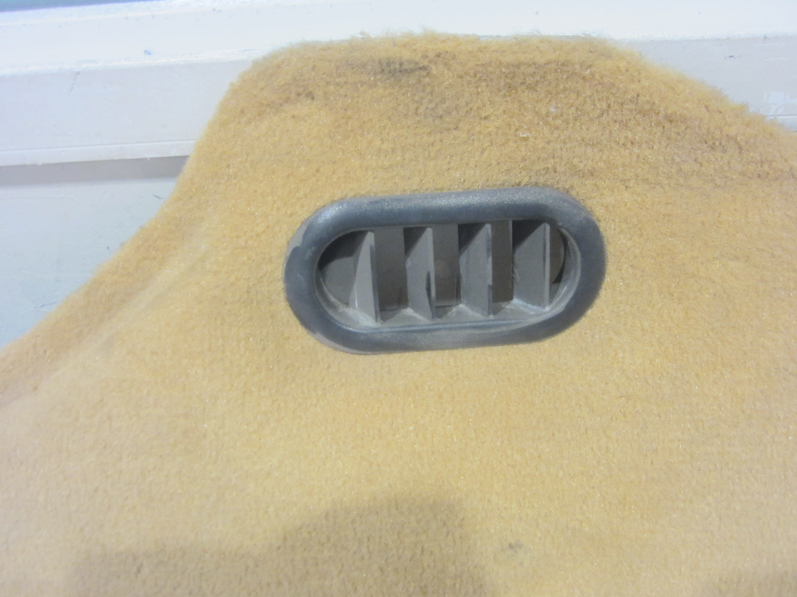 Maserati 4200 Spyder  - RH Tunnel Side Cover (Beige) - P/N 66731400