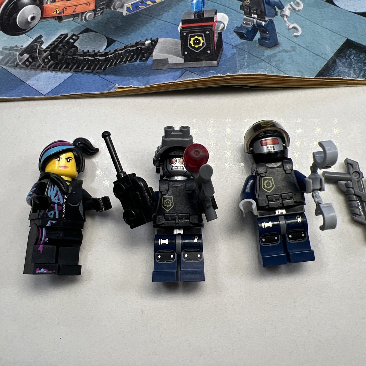 THE LEGO MOVIE 70808 SUPER CYCLE Mini Figures Instructions Super