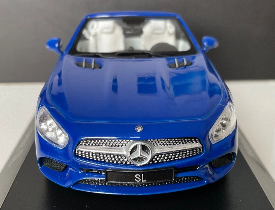 Mercedes SL Spider 2012 1/43 Spark - Immagine 2 di 4