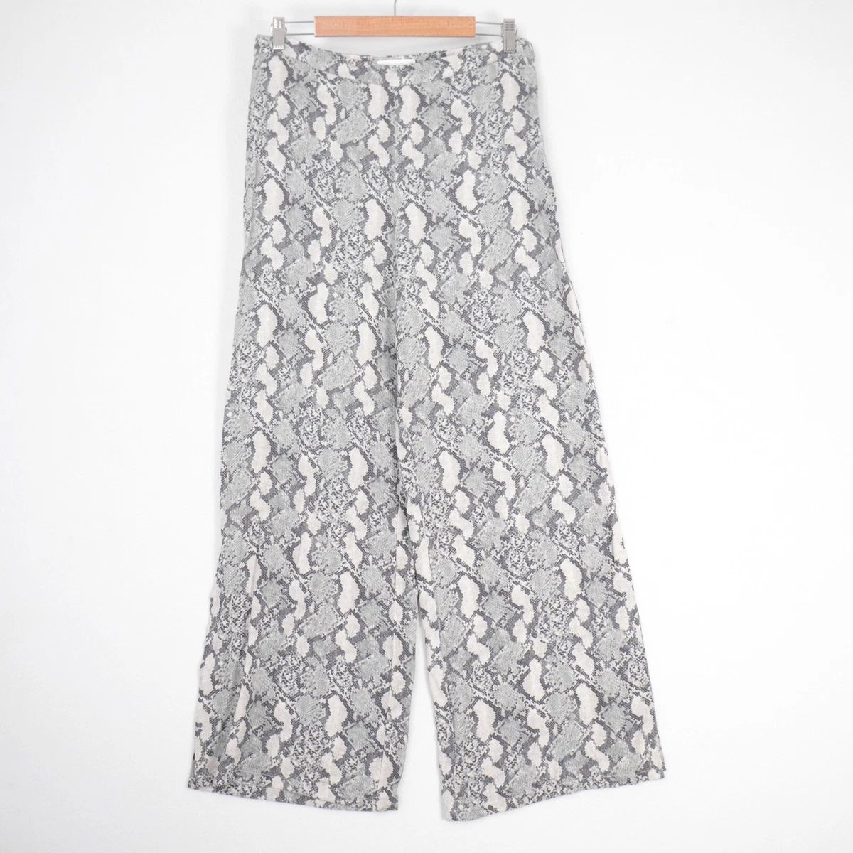 H&m snake outlet print shorts