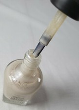 Nail Polish Sally Hansen Complete Salon Manicure - 760 party all white