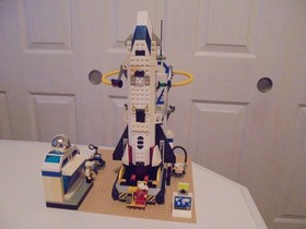 Lego 6456 Space Port Mission Control&mdash;COMPLETE w/Box, Manual & Rocket Engine