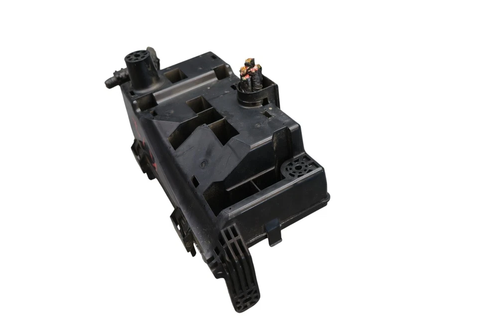 2009 Hyundai Genesis Fuse Box Assembly 91970-3M360 Oem - Image 4 of 4