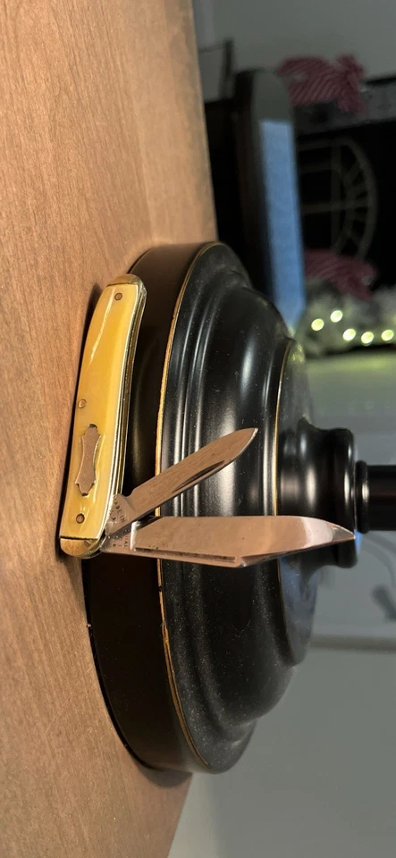 Navaja de Bolsillo Colonial Prov R.I. Pat Pend Vintage Dos Hojas Gentle’s Foto 3 de 4