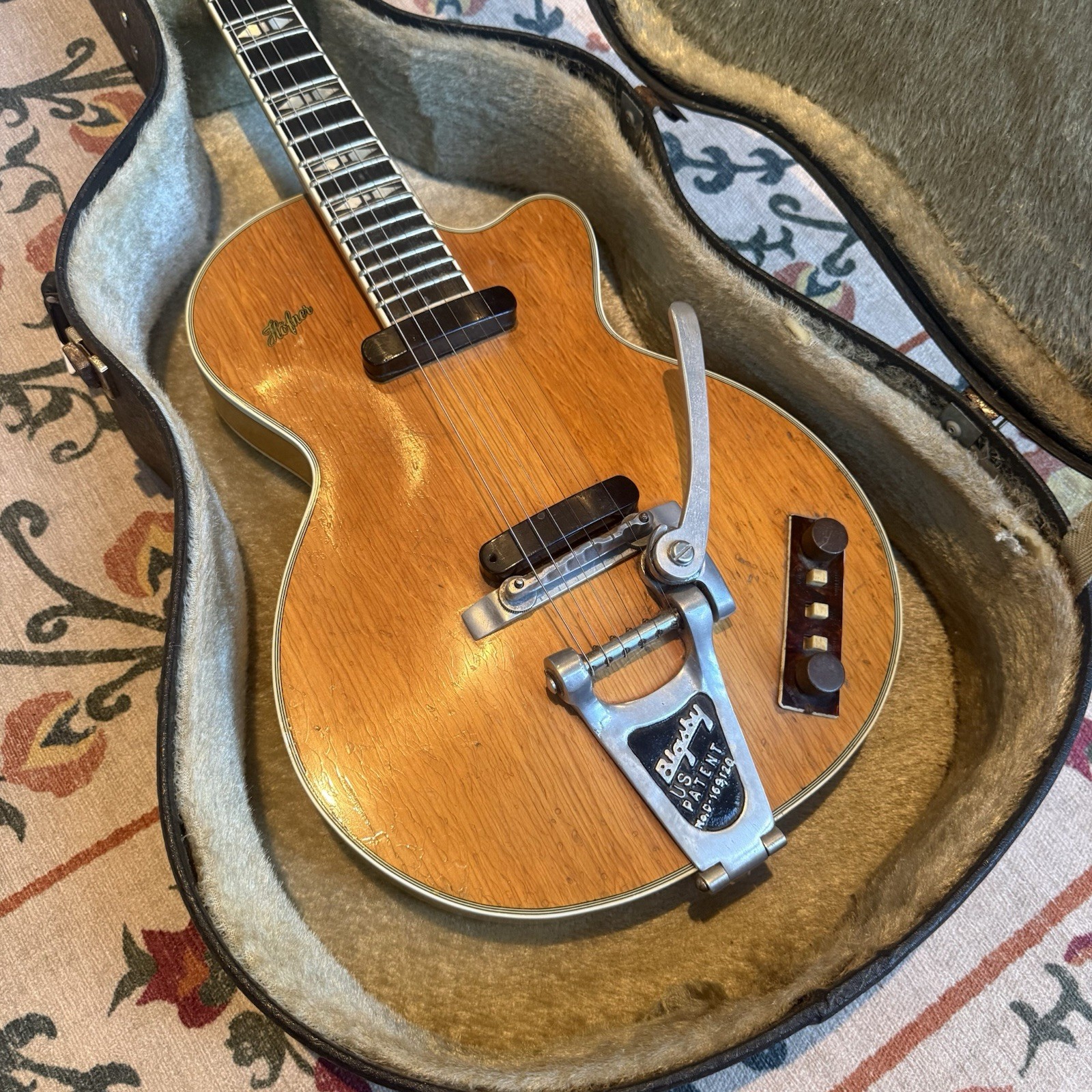 Hofner Club 60 Electric Guitar with Original Case Vintage Rare Collectors Item