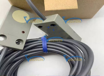 One new FOR Omron TL-M2MD1-2