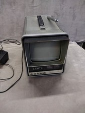 Zenith BT055S Portable 5&rdquo; Television AM/FM Radio 1984 Vintage Radio and TV works