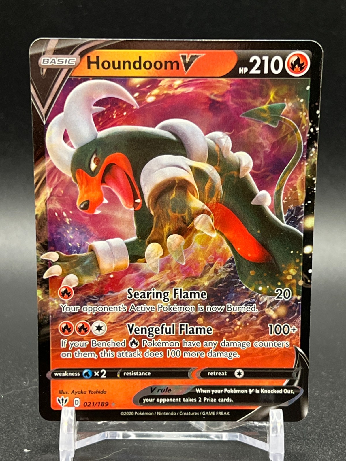 Houndoom V 021/189 Swsh03: Darkness Ablaze Holo