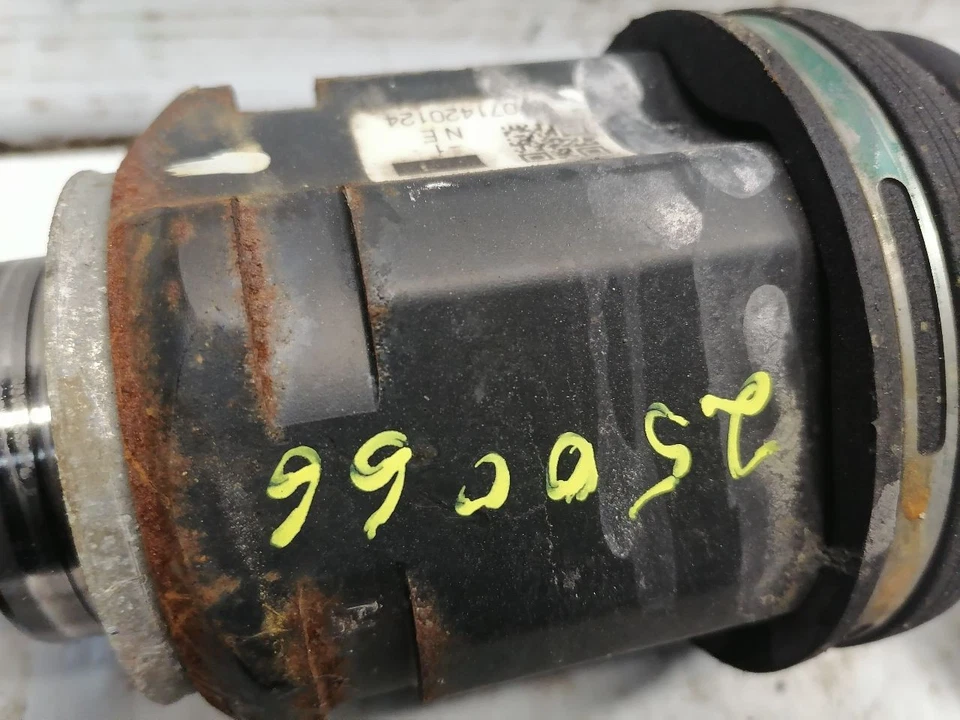 Eje conductor eje delantero VIN F quinto dígito AWD compatible con 13-18 RAV4 1539365 Foto 4 de 4