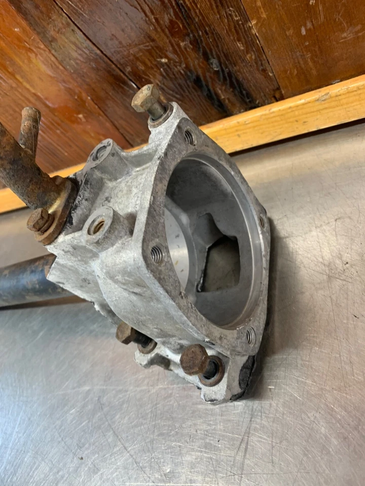 Fiat X 1/9 1977-80 • Carcasa bomba agua original #4429226. Usado. F6092 Foto 3 de 4