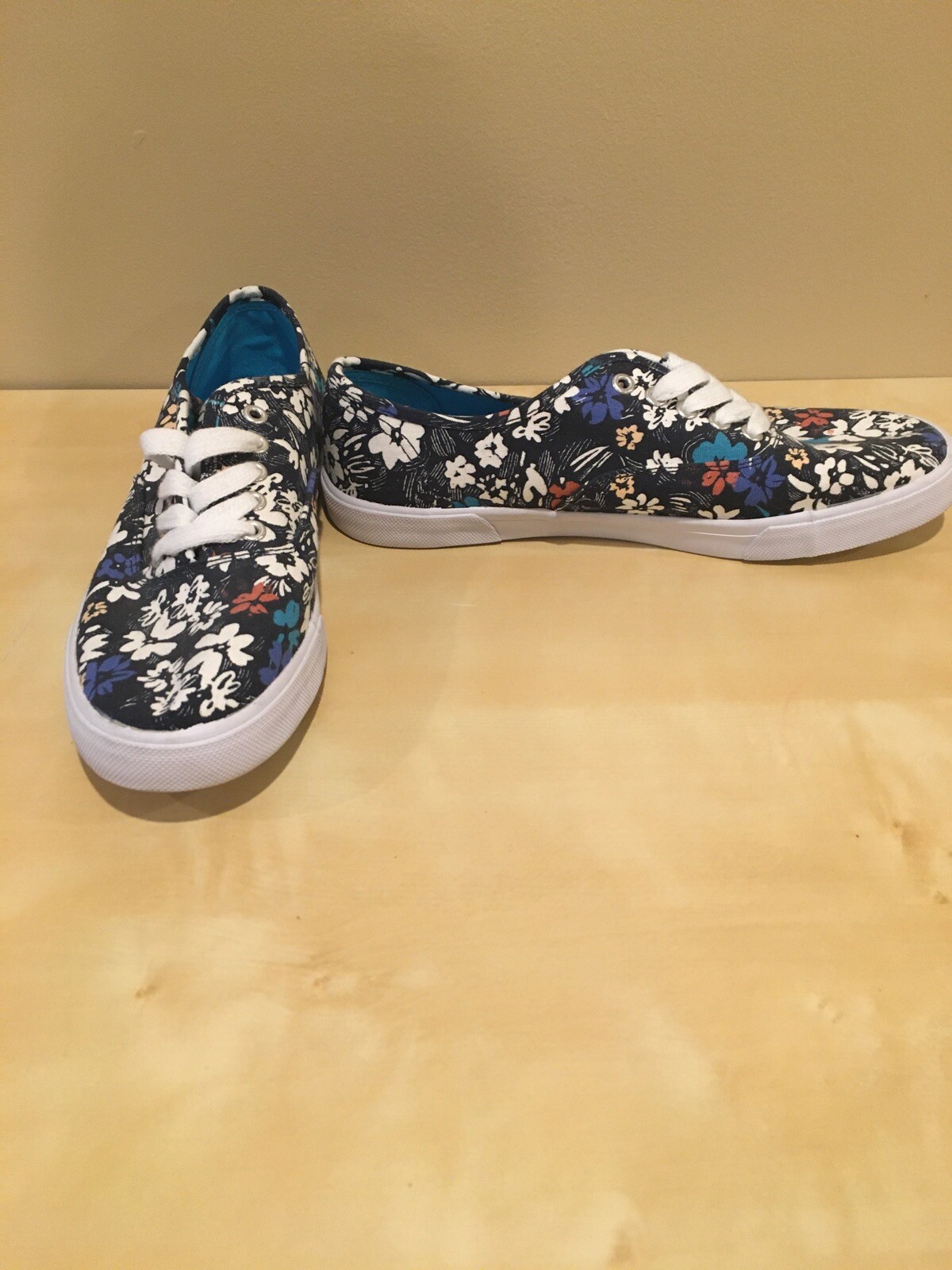 Shoes Lace Up Floral Blue Canvas EUC 
