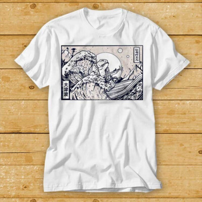 The Great Wave Off Kanagawa Playing Guitar Frog Star Moon Art T-Shirt Musik 2344