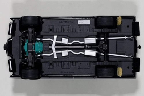 AUTOart Black Beauty della serie TV The Green Hornet 1:18 71546 - Foto 13 di 18